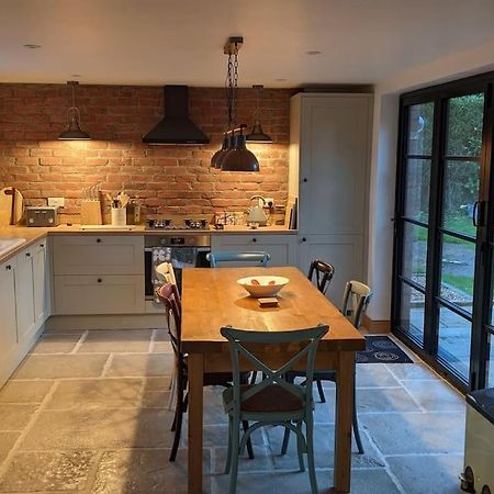 Cosy 2 Bedroom Coach House Belfast Exterior foto