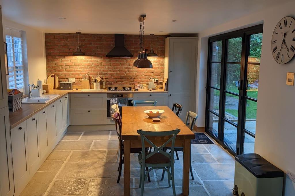 Cosy 2 Bedroom Coach House Belfast Exterior foto